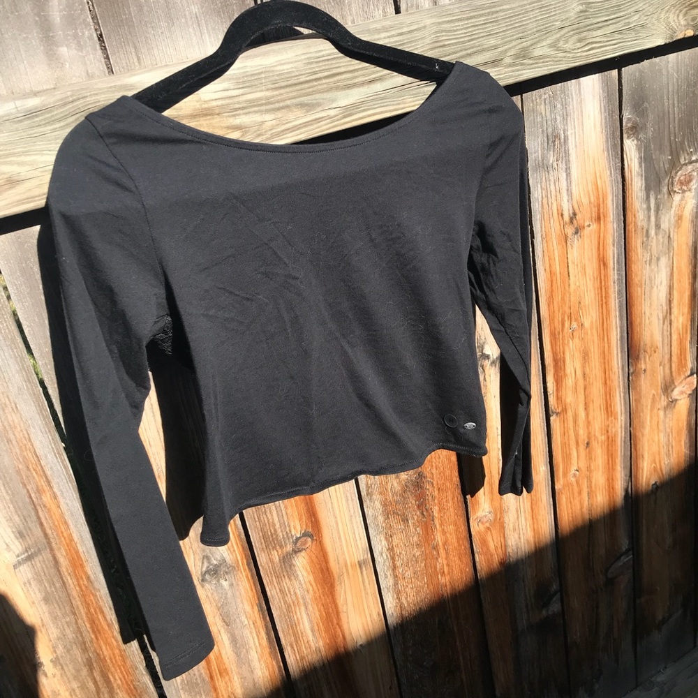 Long sleeve black crop top with lace back